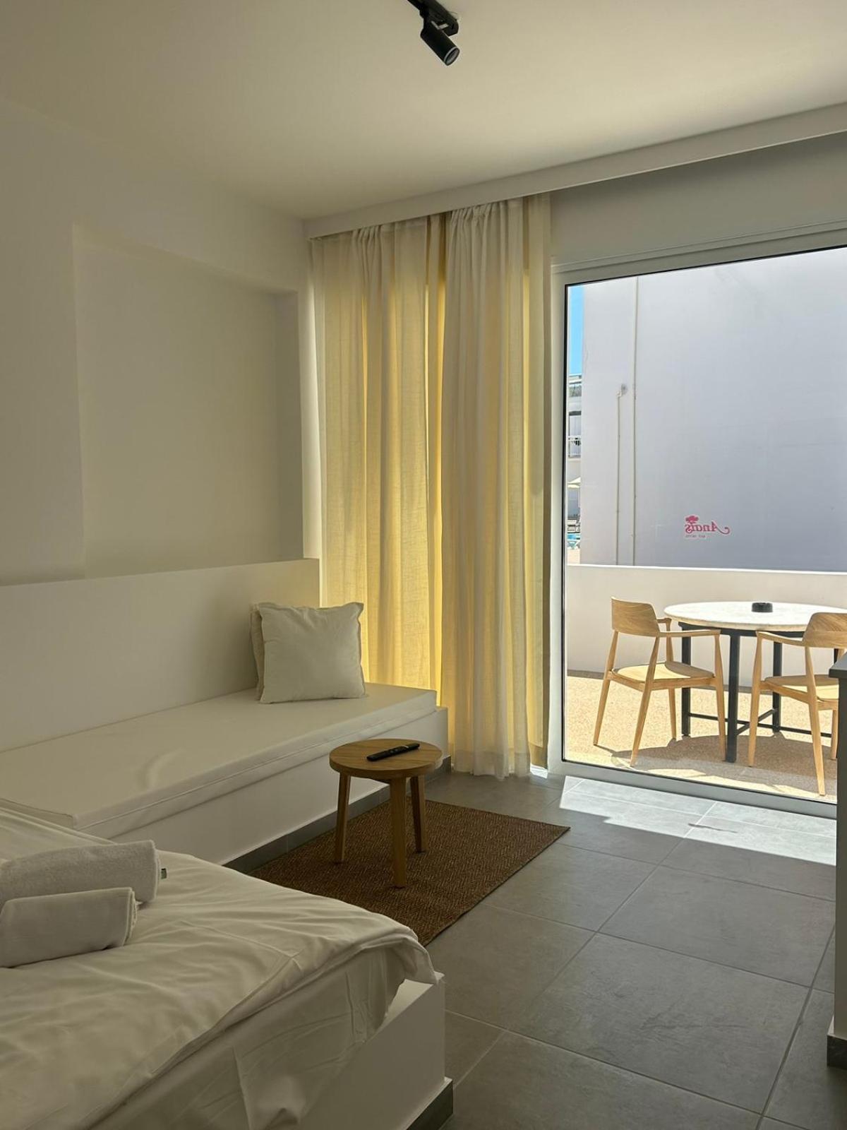 Anais Bay Hotel بروتاراس المظهر الخارجي الصورة